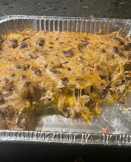 Biscuits and gravy breakfast casserole 