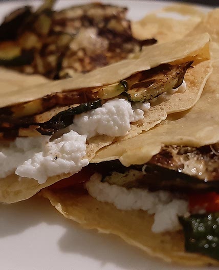 Crêpe con ricotta e verdure