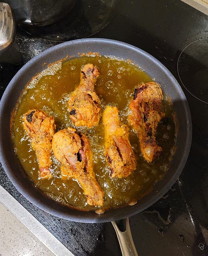 Fried Chicken Legs with Green Beans & Garlic Mashed Potatoes
