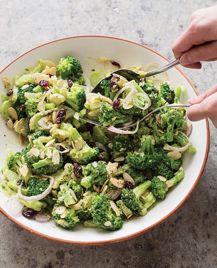 *0354kcal[9.3][10/10]* Broccoli Salad with Almonds and Cranberries