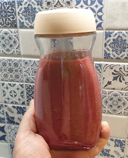 Smoothies with beets and celery