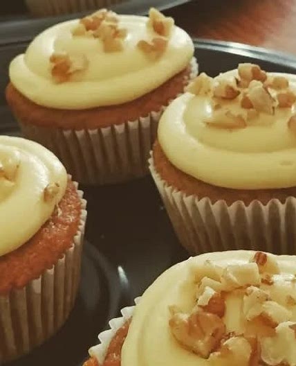 Carrot cake cupcakes