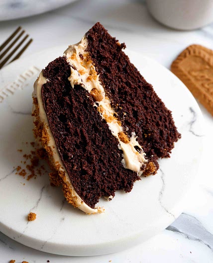 Biscoff chocolate cake