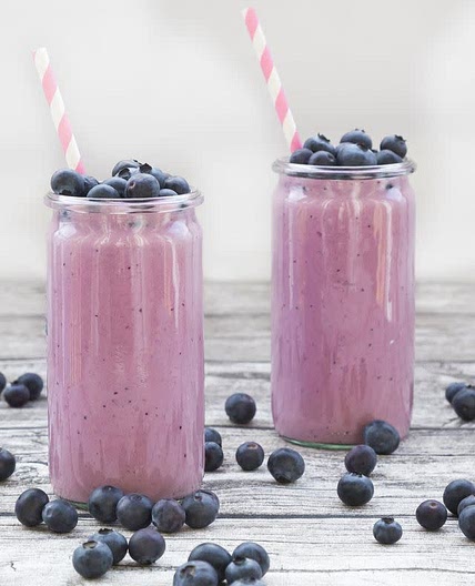 Peach Blueberry Smoothie (no banana)