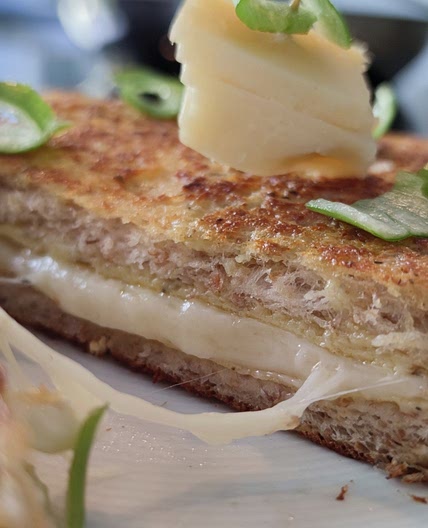 Frühstück Ei und Käse Toast