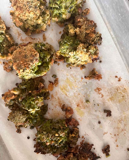 Croquetes de ervilhas e hortelã 