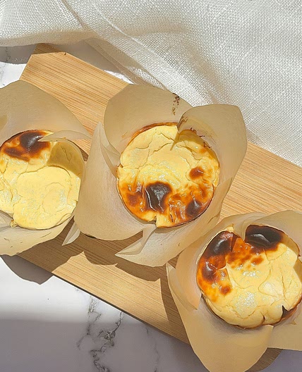 Mini Basque Cheesecakes- Low Calorie, High Protein