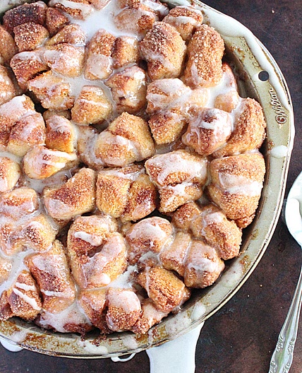 Cinnamon Roll Monkey Bread