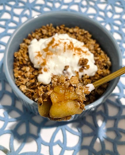 Crumble μήλου σε τηγανι