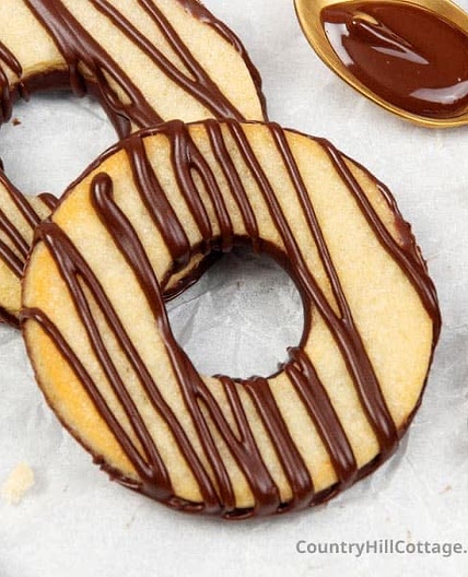 Mocha Fudge Stripe Cookies