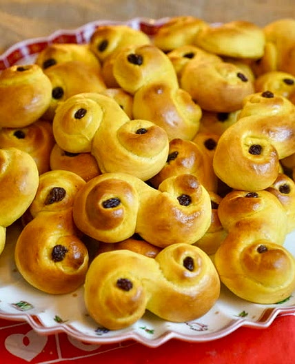 Lussekatter (Saffran buns)