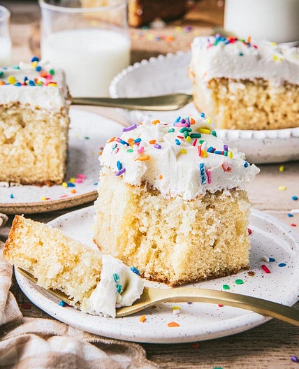One-Bowl Vanilla Buttermilk Cake