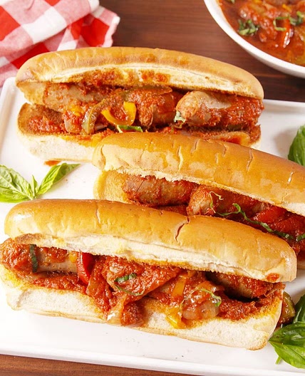 Slow-Cooker Sausage & Peppers
