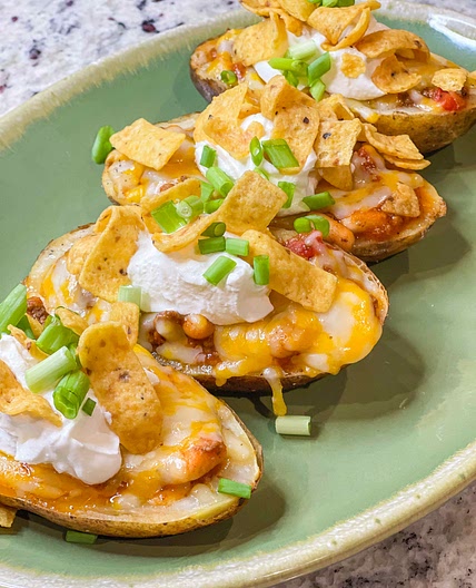Chili potato skins 