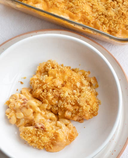 Bacon Cheddar Baked Mac and Cheese