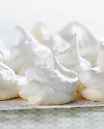 Microwave Meringues recipe