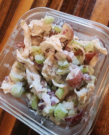 Greek yogurt chicken salad