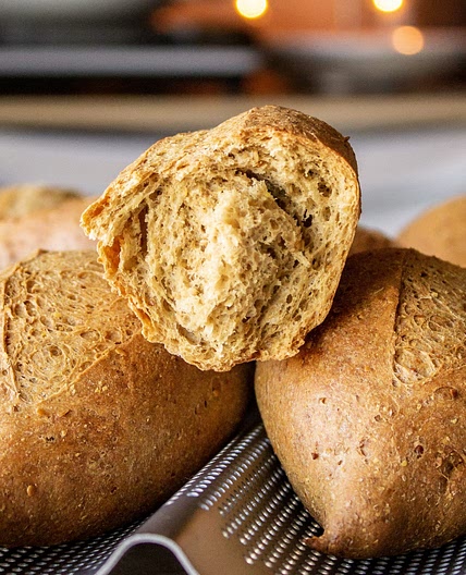 Low-Carb Sandwich Rolls