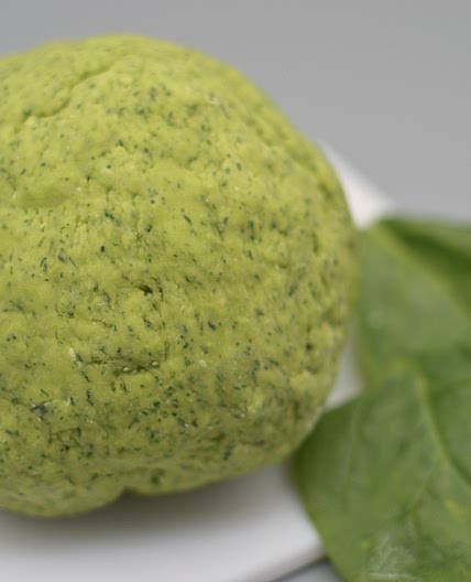 Fresh Spinach Egg Pasta Dough