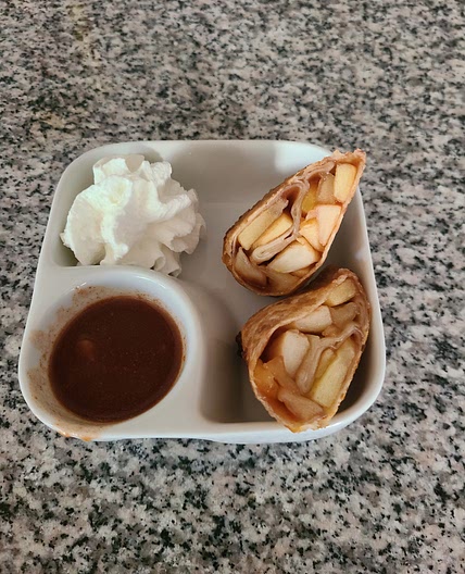 Apple pie eggrolls
