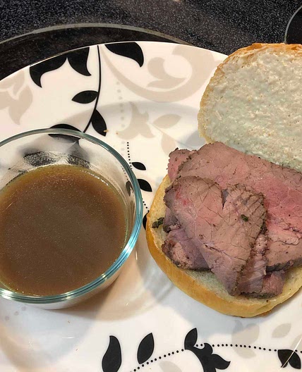 Slow Cooker French Dip Sandwiches 