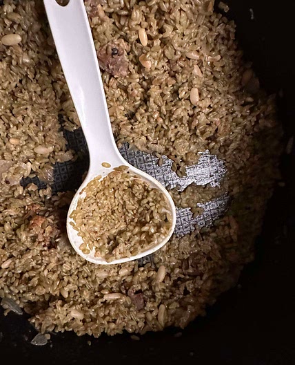 Freekeh pilar with lamb and pine nuts
