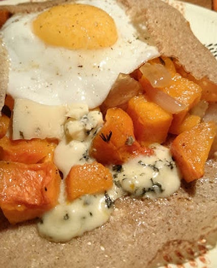 Butternut, galettes à  l'oignon caramélisé