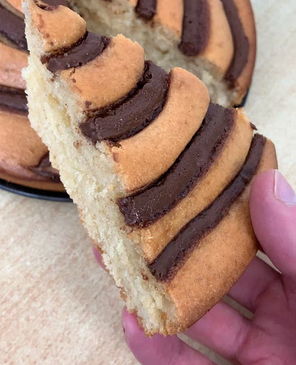 NUTELLA SWIRL CAKE