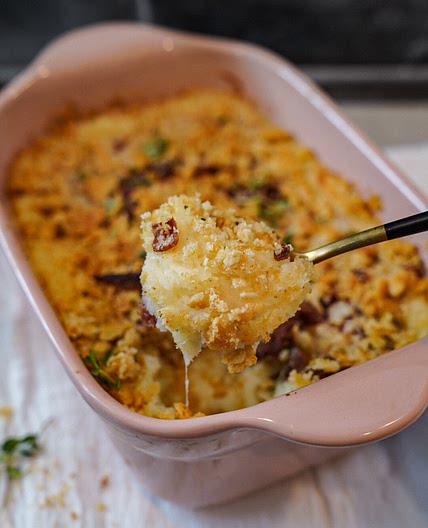 CHEESY BACON & RITZ MASHED POTATO CASSEROLE