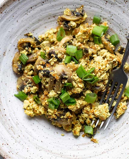 Spicy Tofu Scramble Recipe with Mushrooms and Bell Peppers