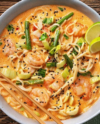 King Prawn Sambal Laksa with Pak Choi and Green Beans