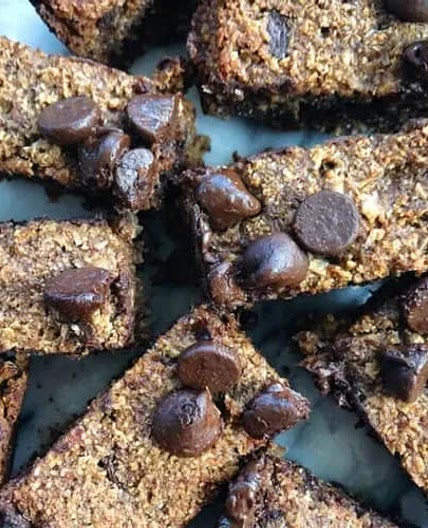 Chocolate Almond Pulp Oat Bars
