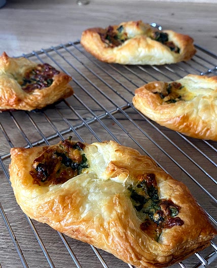 Quick n' Easy Spinach Puffs!