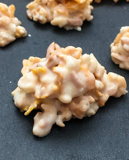 No bake White Chocolate Snowflakes Cookies