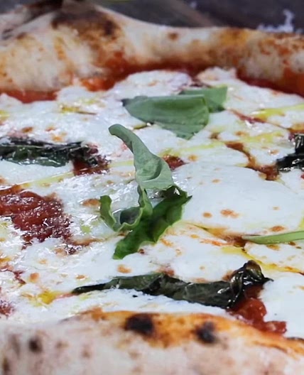 Neapolitan pizza
