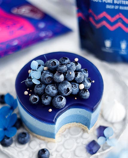 Butterfly Pea Flower Mousse Cake with Butterfly Pea Flowers Jelly