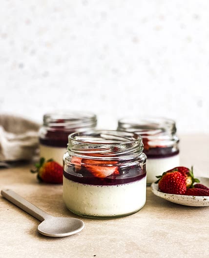 Vanilla Yoghurt Panna Cotta