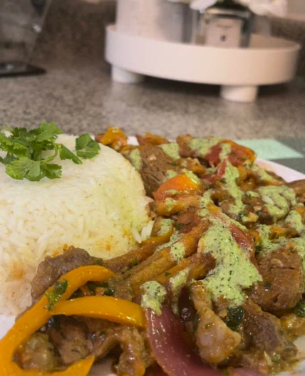 Lomo saltado 