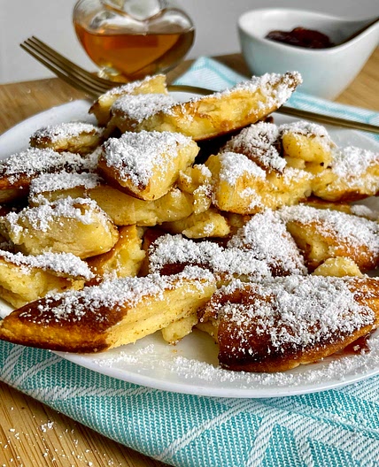 Scrambled pancakes ( kaiserschmarrn) 