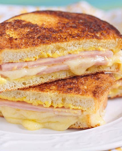 Croque monsieur/ croque madame