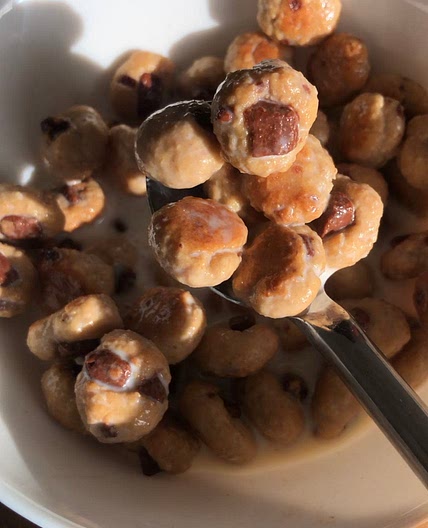 Protein cookie dough cereal