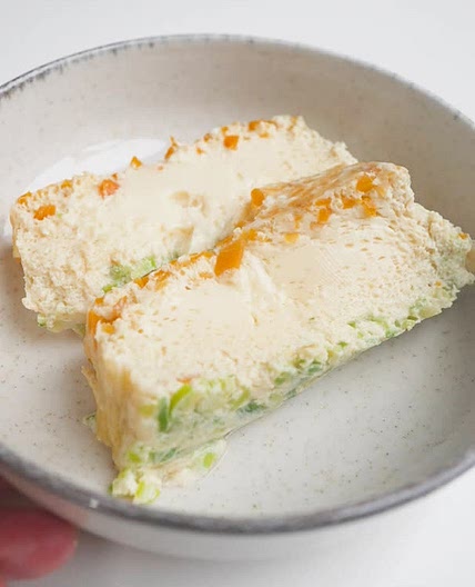 Easy Steamed Eggs with Veggies