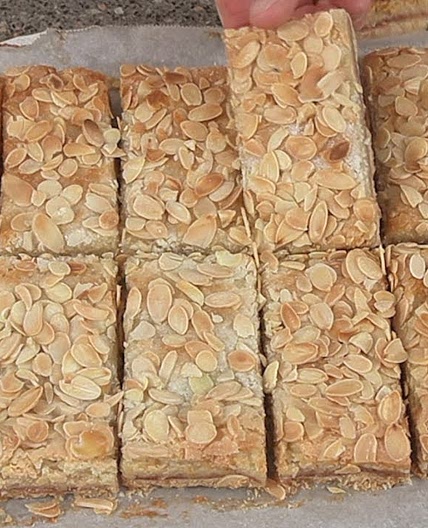 Best way to make a Traditonal Raspberry Jam Almond Slice at Home | Recipe