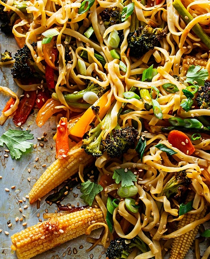 Eat Voraciously: Sheet Pan Chow Mein