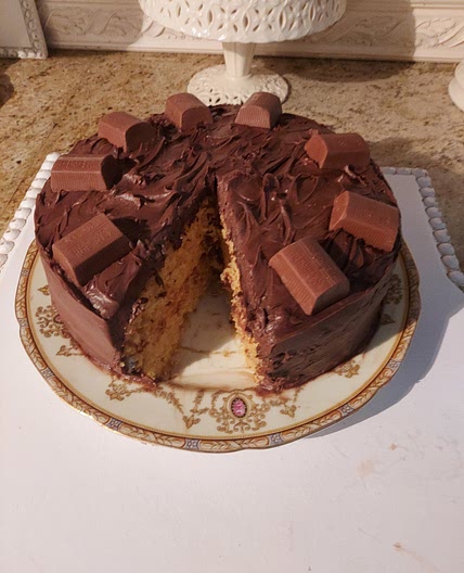 Yellow cake
