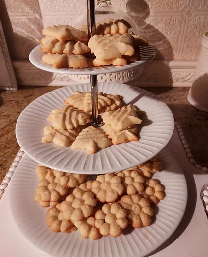Cookie Press Cookies (last press cookie post on Instagram)