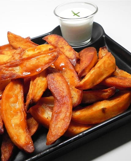 Easy Buffalo Potato Wedges
