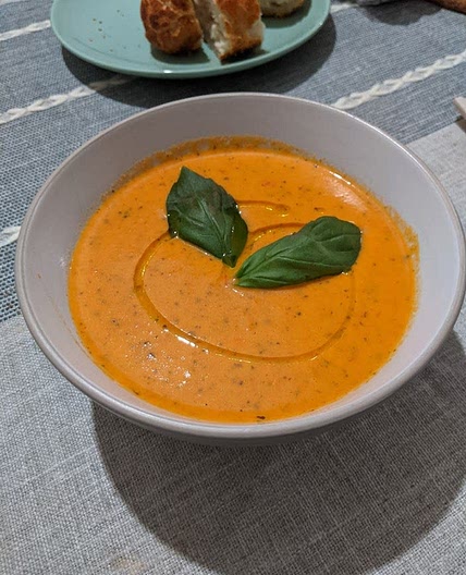 Roasted Tomato and Garlic Soup