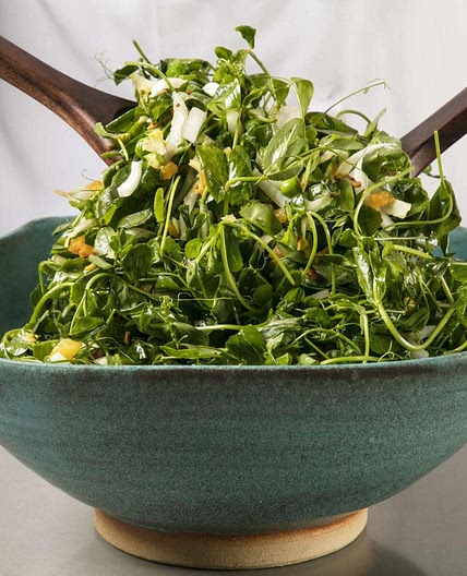 *0277kcal[9.5][10/10]* Pea Green Salad with Warm Apricot-Pistachio Vinaigrette