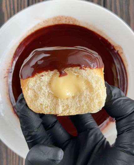 Boston Cream Donut Sliders